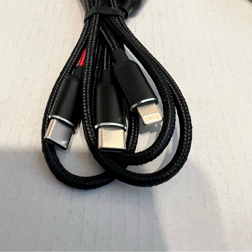 USB-C to Lightning & USB-C Charging‎ Cable (2 Pack) NEW IN BOX! - Picture 3 of 3